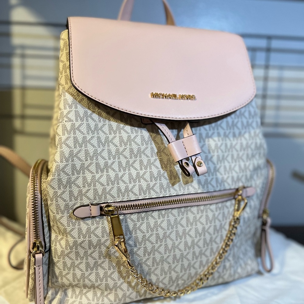 Michael Kors Blush LG backpack